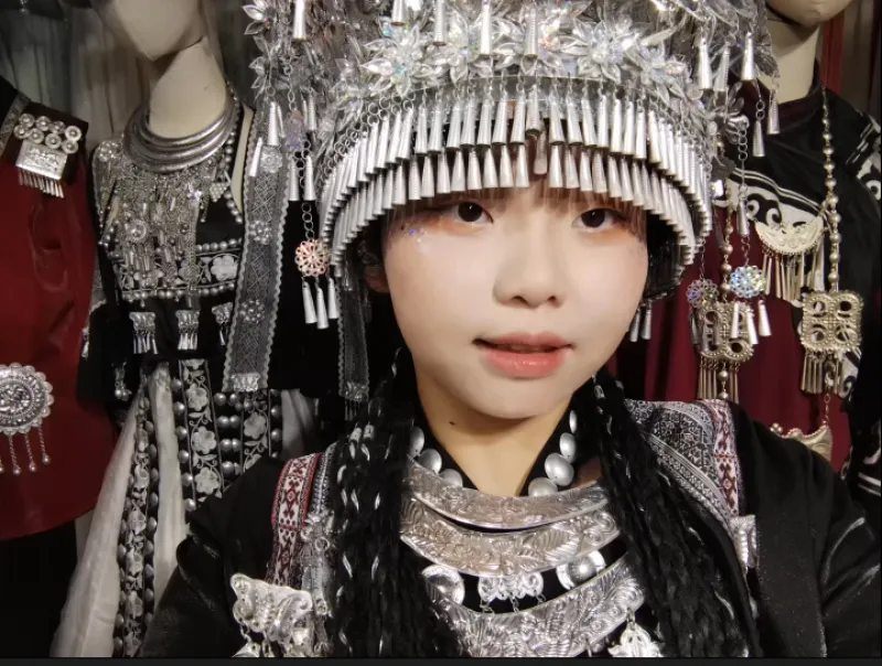 四朵小金花